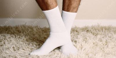 pieds masculins en chaussettes films