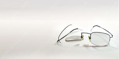 lunettes cassées films