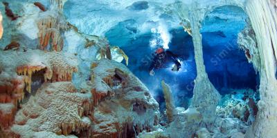 grotte sous-marine films